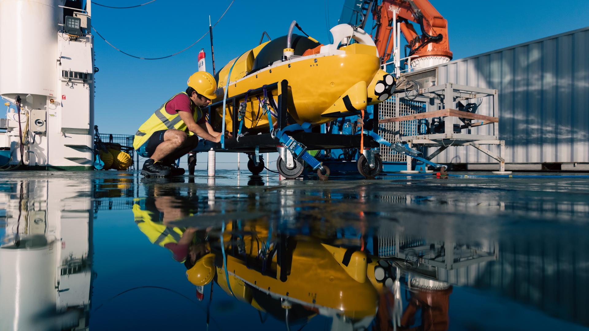 Researchers head to Greenland for ambitious science mission