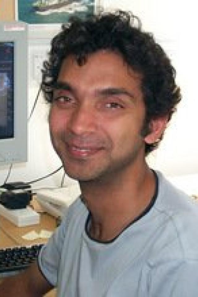 Dr Bablu Sinha
