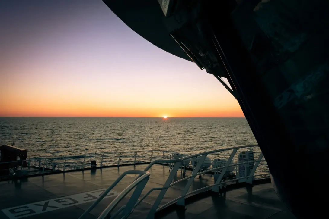 Sunset on RRS Discovery